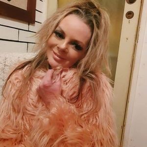 Meet your Posher, Tina